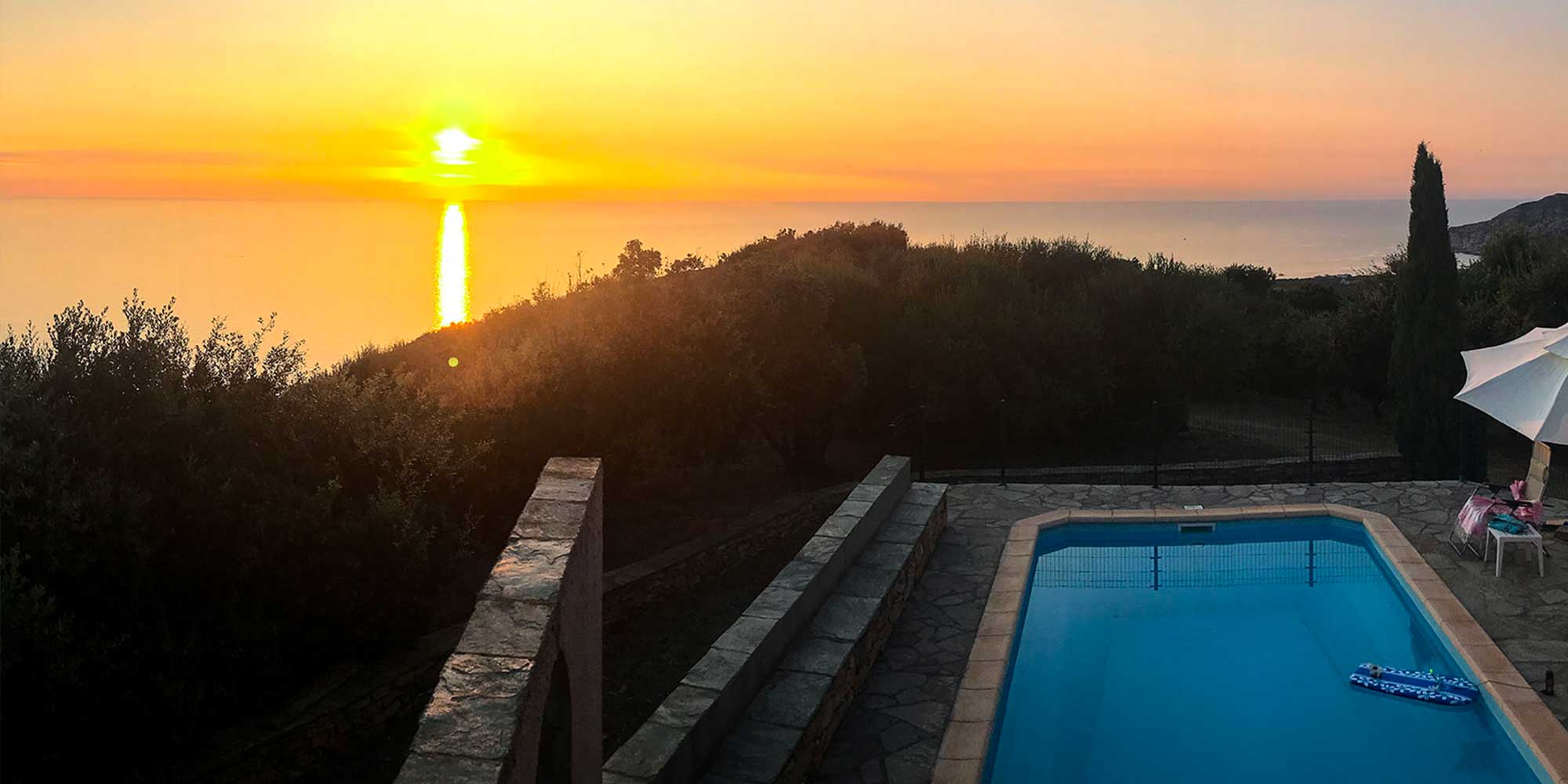 Location de vacances villa avec piscine et vue mer à Morsiglia dans le Cap Corse